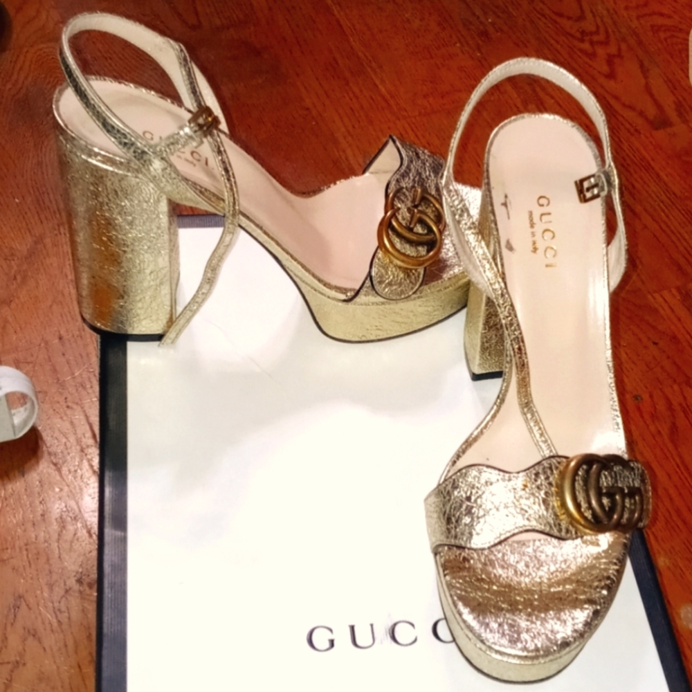AUTHENTIC GUCCI HEELS(GOLD) SIZE 36